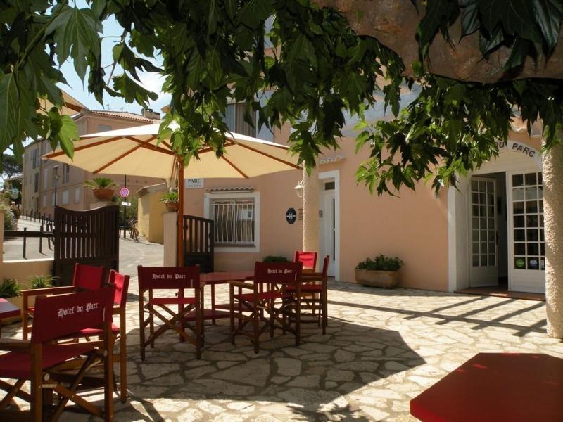 Hotel Du Parc Six-Fours-les-Plages Exteriör bild