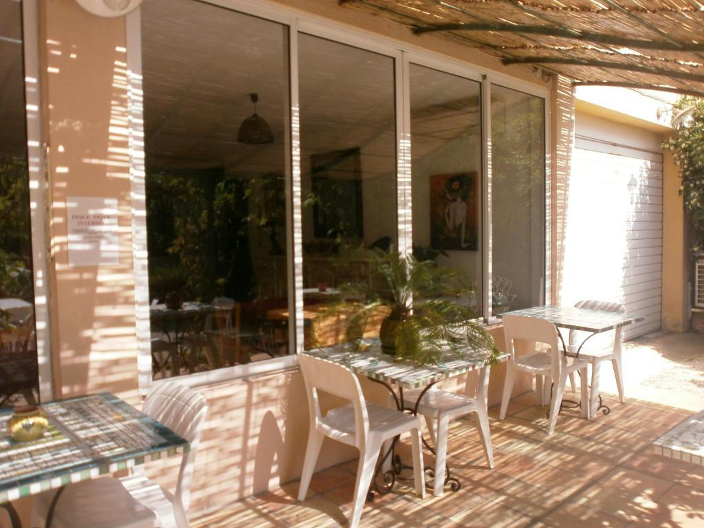 Hotel Du Parc Six-Fours-les-Plages Exteriör bild